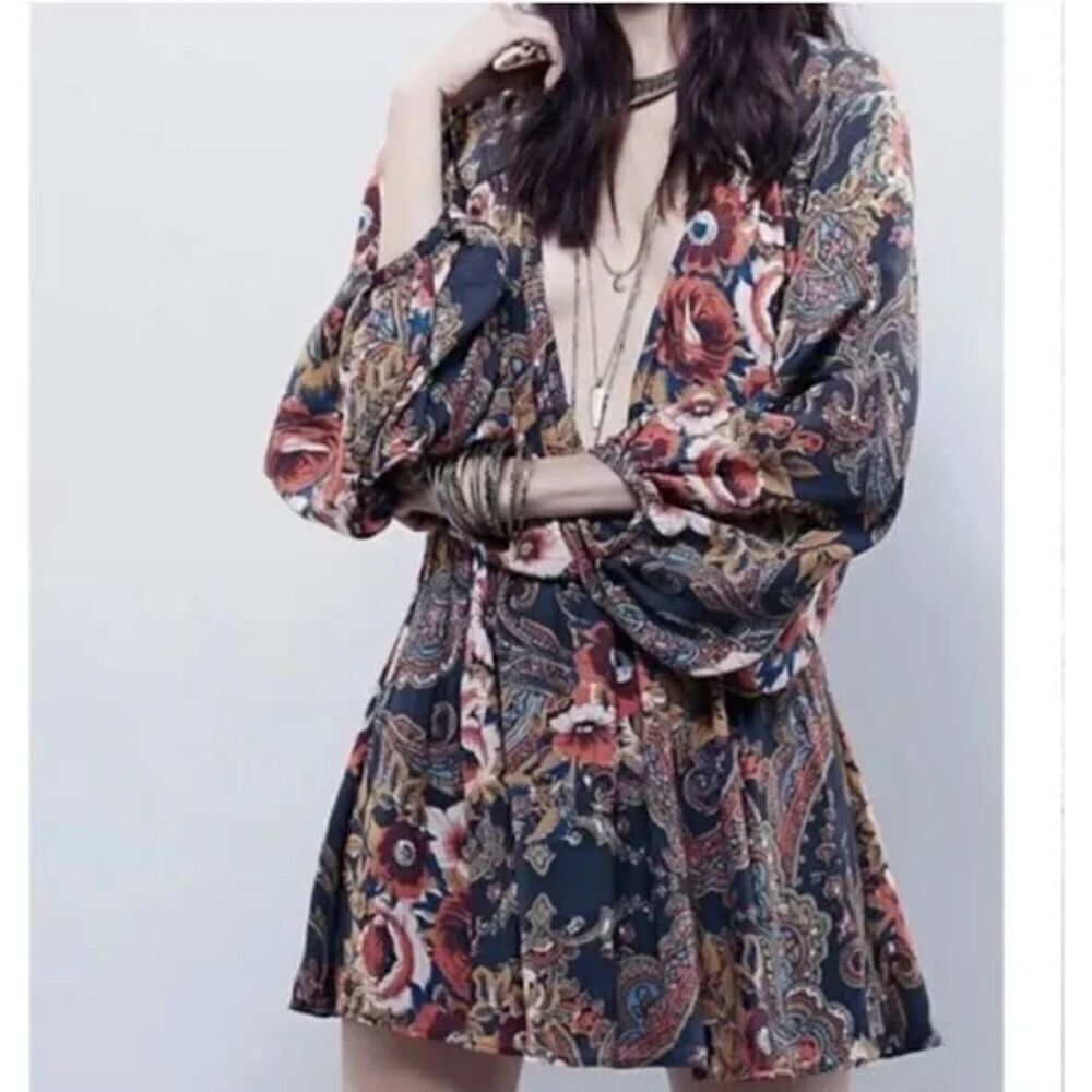Free People Boho High Plains Surplice Grey Red Floral V-Neck Dress size Small
